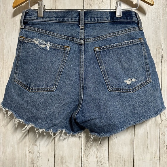 Abercrombie & Fitch The Boyfriend Mid-Rise JeanShorts Size 28/6 - Picture 2 of 4